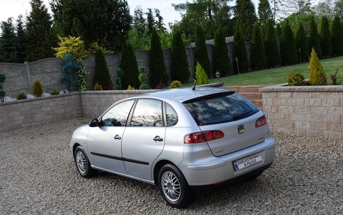 Seat Ibiza cena 9499 przebieg: 167000, rok produkcji 2004 z Pasym małe 92